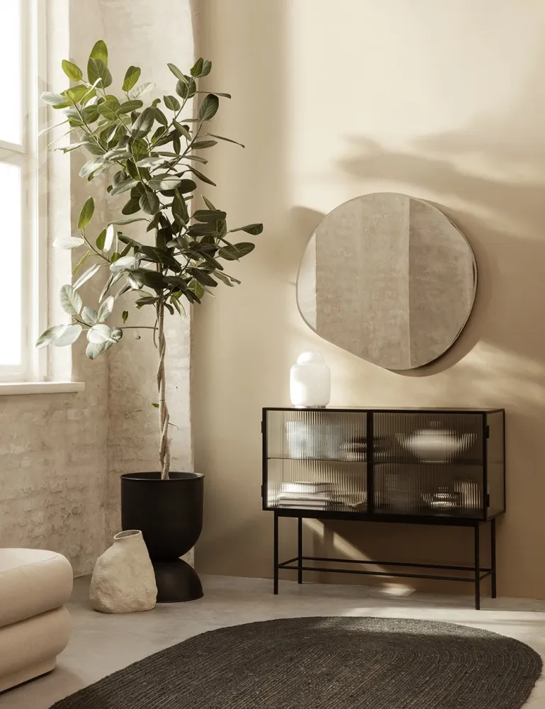 HAZE SIDEBOARD REEDED RAVENZWART