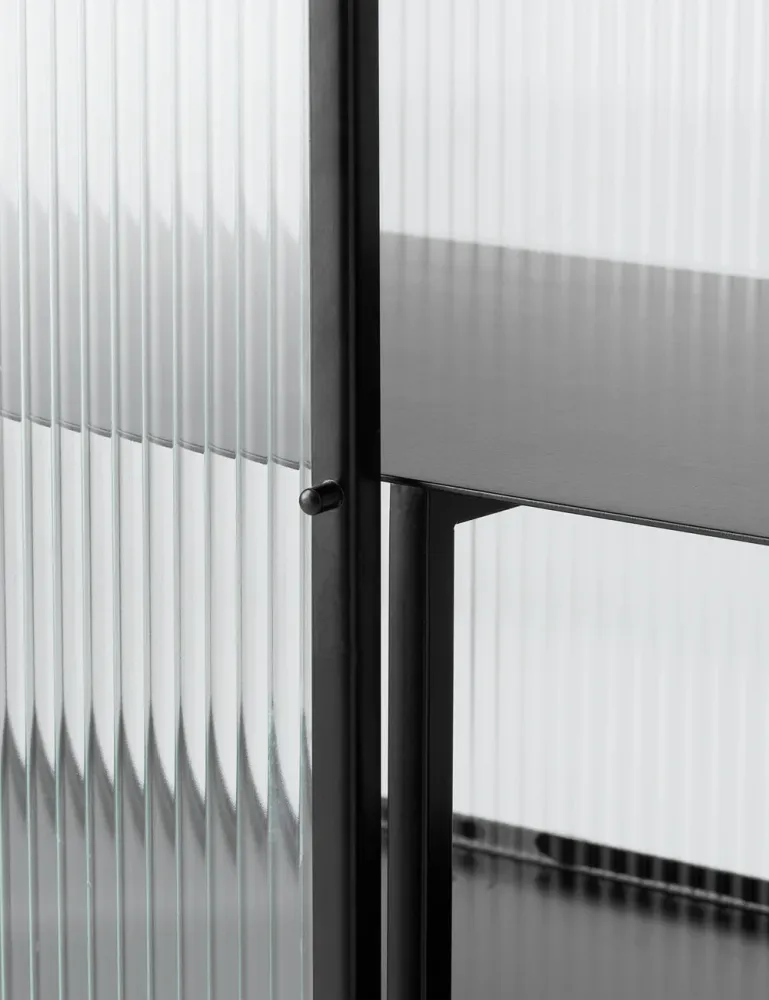HAZE SIDEBOARD REEDED RAVENZWART