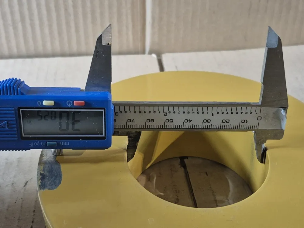 77 X 170 X 40mm Hollow Spacer 6Y-9287
