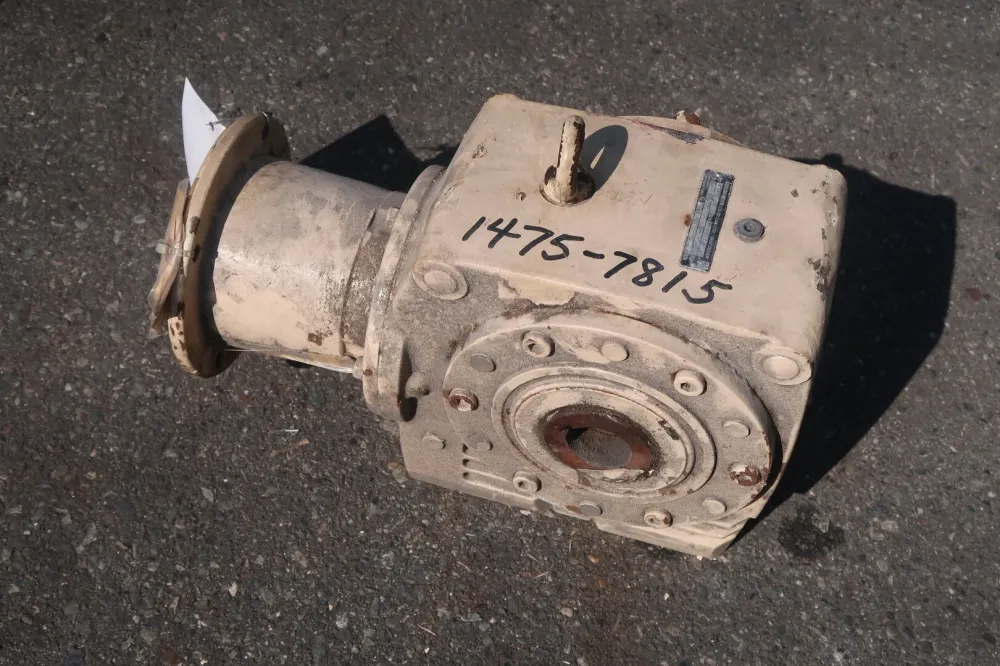 18.27:1 Ratio Gear Reducer SA60LP145T