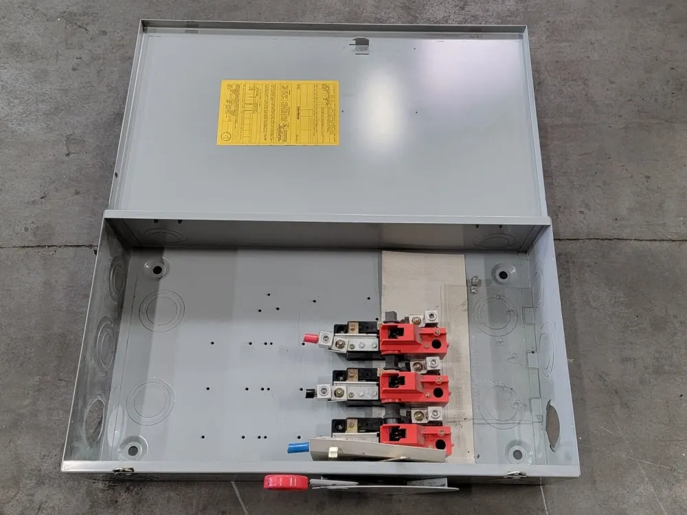 200 Amp, 600 V Non-Fused Heavy Duty Safety Switch 1HD364NF