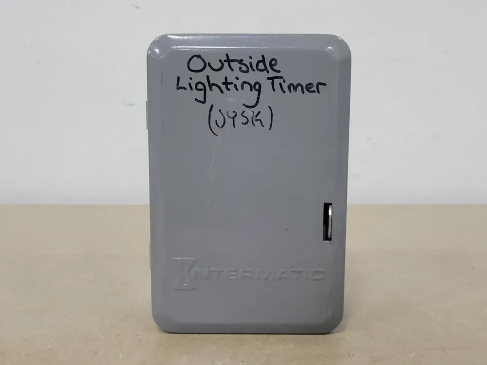 24hr Heavy-Duty Mechanical Dial Time Switch T101
