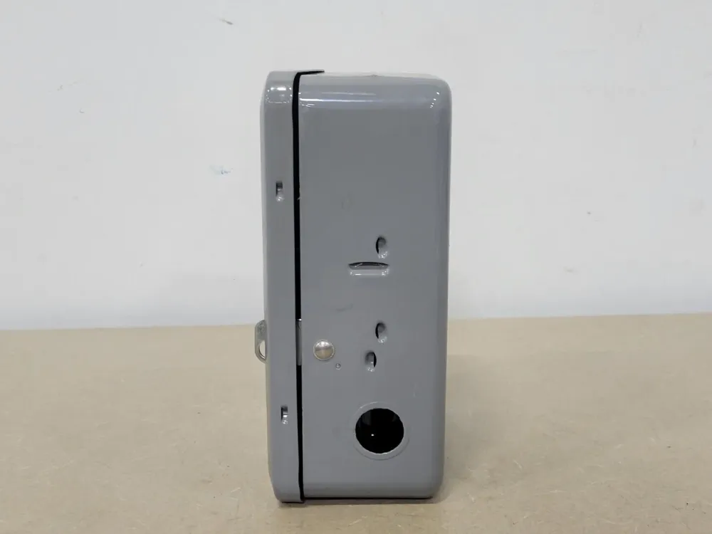 24hr Heavy-Duty Mechanical Dial Time Switch T101