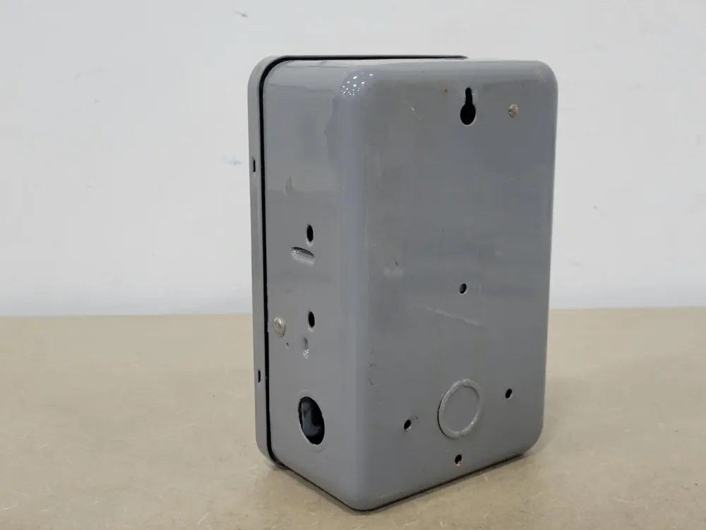 24hr Heavy-Duty Mechanical Dial Time Switch T101