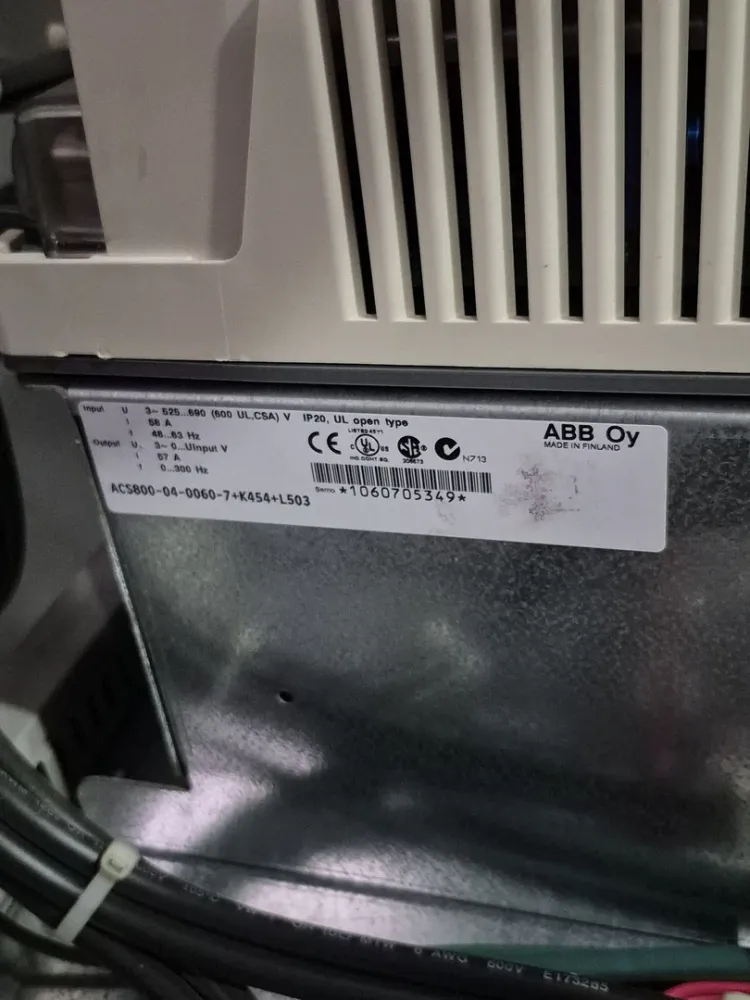 50 hp, 600 Volt, 3-ph VFD ACS800-04-0060-7+K454+L503 voor Vrachtwagens