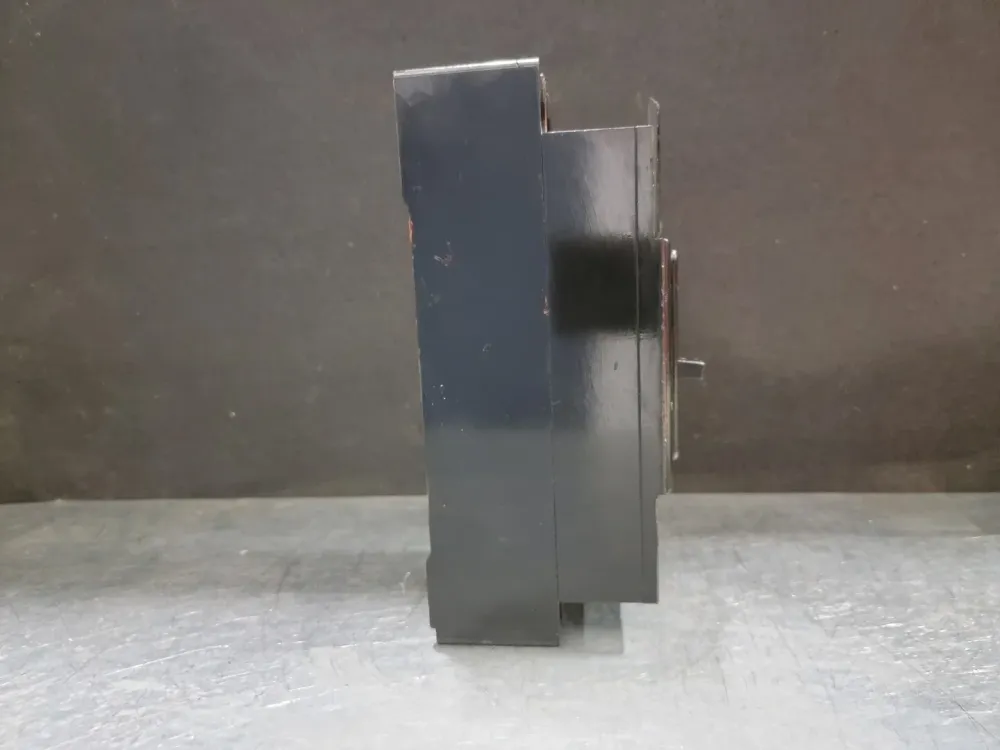 90 Amp, 3 Pole, 600 Volts Circuit Breaker F3090