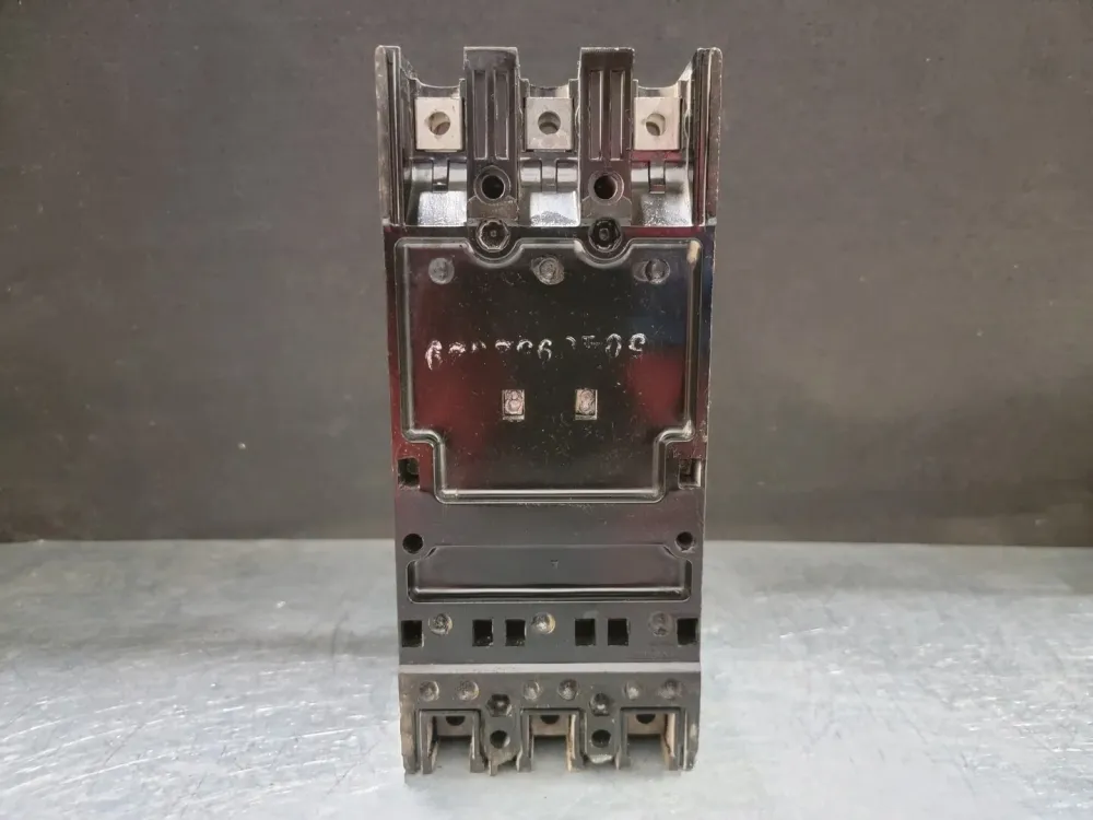 90 Amp, 3 Pole, 600 Volts Circuit Breaker F3090