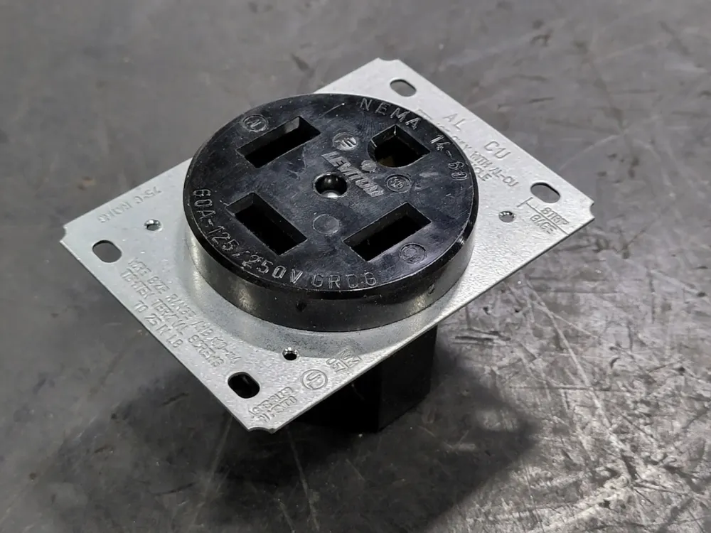 Industrieel Sterk 60A, 125/250V Flush Mount Receptacle 9460